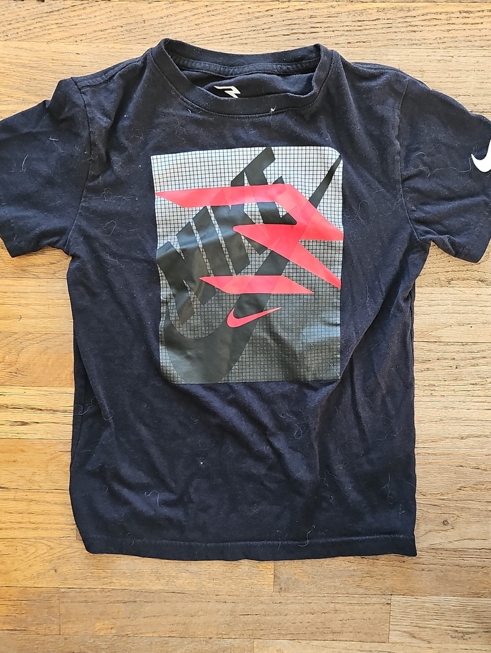 Nike Kids Navy Tee with Red Graphic